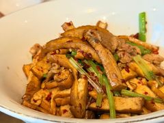 -湖南老灶台·生态农业餐饮(龙胜店)
