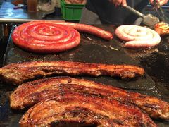 石板烤肉-原住民美食石板烤肉山猪肉