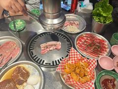 -欧巴炭烤肉오빠숯불구이(南京东路店)