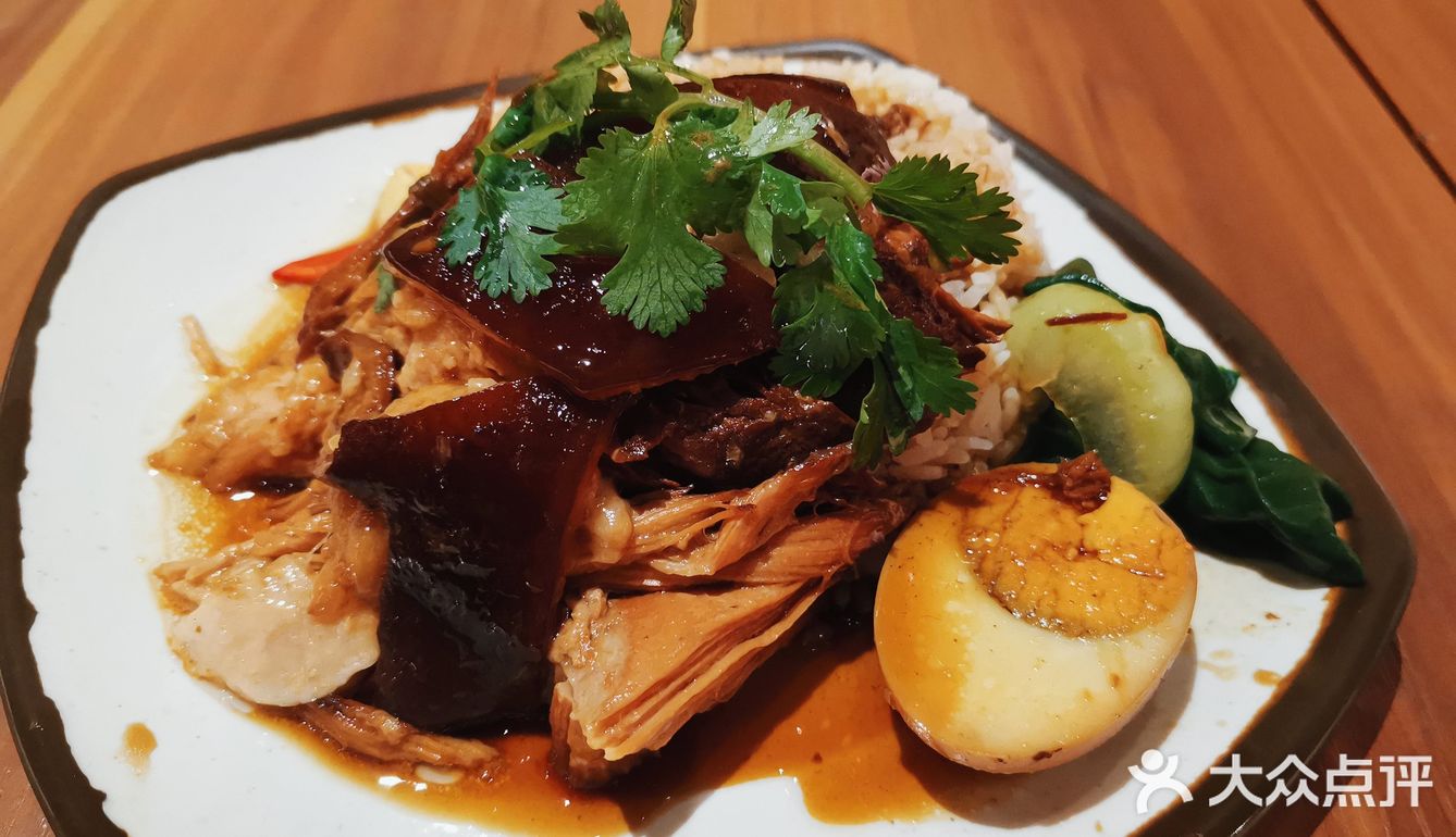 地理位置: 313@Somerset B2-01