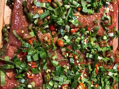 绝代双椒小嫩牛-热火朝天鲜切牛肉火锅(南强街巷店)