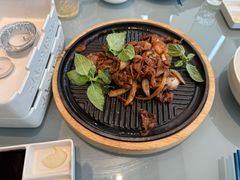 罗勒叶抄手切羊肉-小大董·烤鸭(观景餐厅·南京西路店)