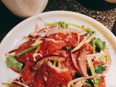 秘制香菜牛肉-嘿嘟嘟·肋条烧肉放题(爱融荟城店)