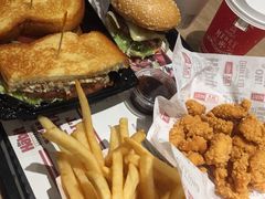 -The Habit Burger Grill 哈比特汉堡(爱琴海店)