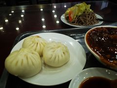 酱肉包-汇兴居·老北京小吃(体育馆西路店)