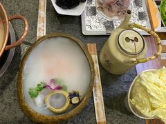 -景明轩•养生酸汤鱼火锅 云贵鲜菌 现舂野果酸汤(王寨小区店)