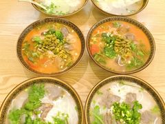 -肇兴特色牛肉粉