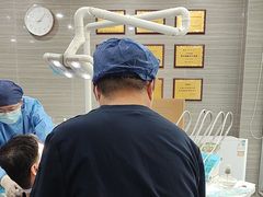 -上海仁爱医院口腔科 · 种植