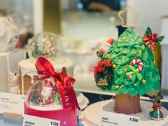 -Fridi Patisserie Cafe