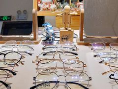 -肆兮眼镜·蔡司·徕卡战略合作店(大坪店)