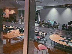 -香港大学