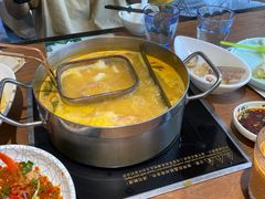 -樾餐厅泰式海鲜火锅(民歌湖店)