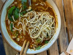 -叁窝雀·云南小锅米线(万象汇店)