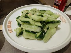 -锅飘飘·东北铁锅炖(雨花客厅店)