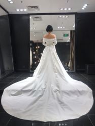 -GRACE KELLY婚纱与礼服(北京店)
