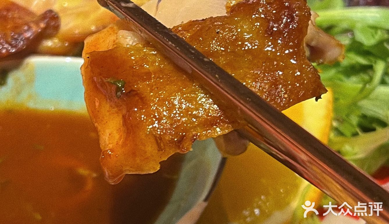 座无虚席好好吃！！！真的好爱这家泰国菜！！