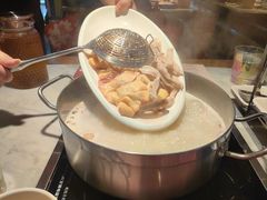 -尚尚仙·酸汤猪手·猪肚鸡火锅(华联万柳购物中心店)