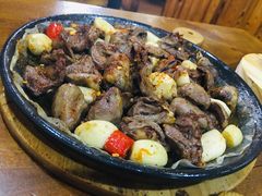 鸡心-老东镇啤酒屋海鲜加工·蒸汽海鲜·海鲜烧烤(台东店)