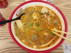 -小蛮椒麻辣烫·麻辣拌(青浦宝龙店)