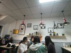 大堂-友达面馆·酸菜鱼面(钱塘区店)