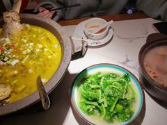 -小凤庭·地道湖北菜武昌鱼·藕汤(38年黄鹤楼店)