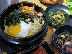 韩式石锅拌饭-肉甲韩国木炭烤肉(新壹街1店)