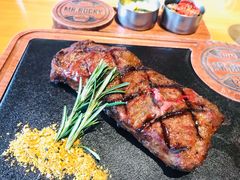 果木烤安格斯谷饲牛排-MR.ROCKY洛奇先生RESTAURANT&BAR(宝安壹方城店)