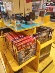 -乐高授权专卖店(岭南站NOVA店)