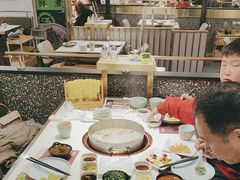-洪氏嗨捞·猪肚鸡火锅(阳光天地店)