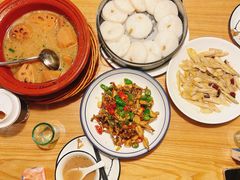 -董厨煨汤馆(车站路店)