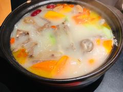 -羽鸽集·乳鸽专门店·地道顺德菜(岭南站店)