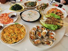 -覃记海鲜美食餐厅