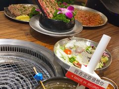 -明洞阿姨·韩式酱蟹烤肉·创意料理(三元桥店)