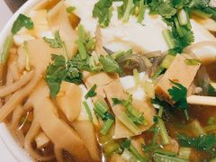 -八婆婆烧仙草(中山路店)