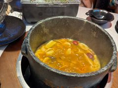 -芸山季·云南野生菌火锅(人民广场来福士店)