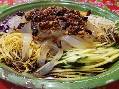 -闯关东东北农家菜(崂山石老人店)