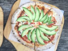 牛油果小姐-Gather pizza