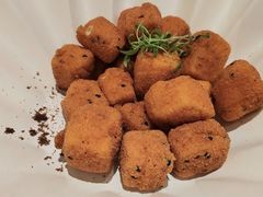 -桂满陇·手作小笼包&江南叫花鸡(中山公园店)