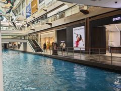 -滨海湾金沙购物商场