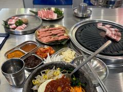 -哈哈碳都·牛肋条无限自助烤肉(宝龙店)