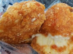 蟹黄肉松小贝-鲍师傅糕点(国金街店)