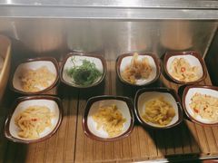 -牛YO寿喜烧·铁板烧和牛火锅自助(市府恒隆店)