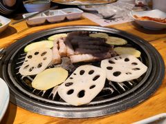 -唯成•韩国炭火烤肉 유성고기