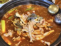 蛙蛙-金海椒罐罐鲢鱼(东方桂苑店)