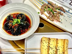 -去吃龙虾|鲜活小海鲜·鲜货烧烤(红林世界城店)