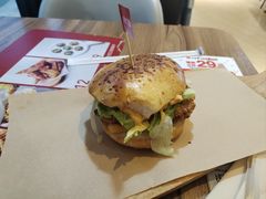 香脆鸡排比萨堡-必胜客(蜀山万象汇店)