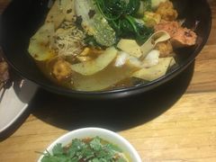 -万记麻辣烫国展总店