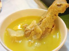 -鲜入围煮花胶鸡海鲜火锅