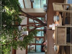 -蜜桃餐厅·伴山(湖滨商业街店)