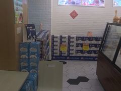 -光明牛奶棚(南泉店)